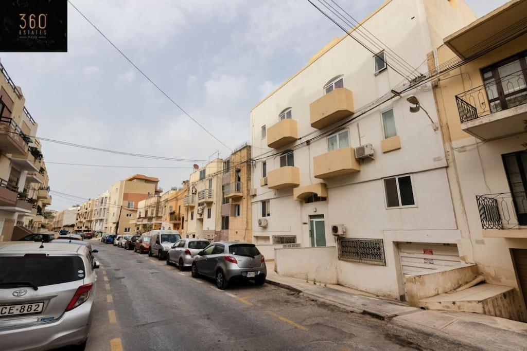 Modern 2Br Apt In The Quaint Village Of Marsaskala & Ac By 360 Estates Exteriör bild