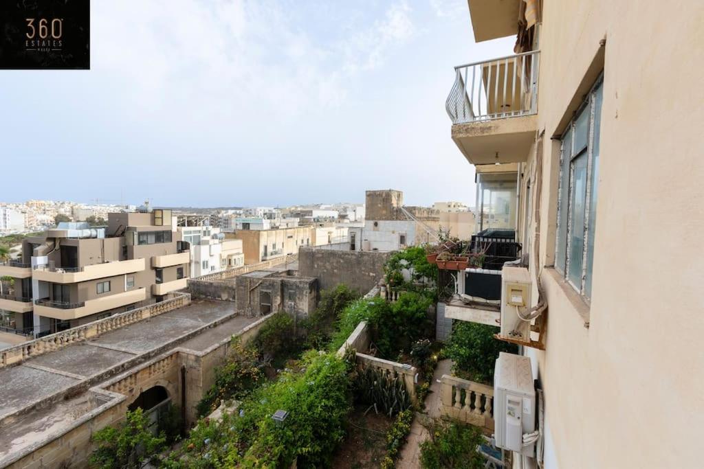 Modern 2Br Apt In The Quaint Village Of Marsaskala & Ac By 360 Estates Exteriör bild